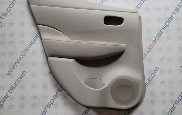 Nissan Leaf I (ZE0) Rear door card panel trim 829233NA0A 829013NA0A