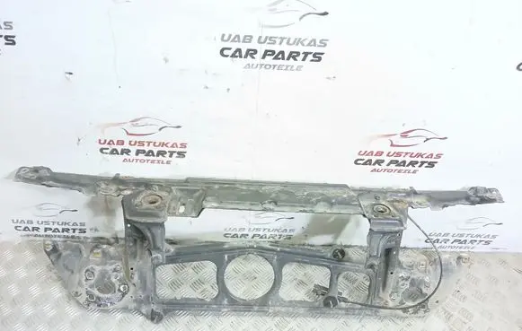 BMW 5 E39 Radiator support slam panel