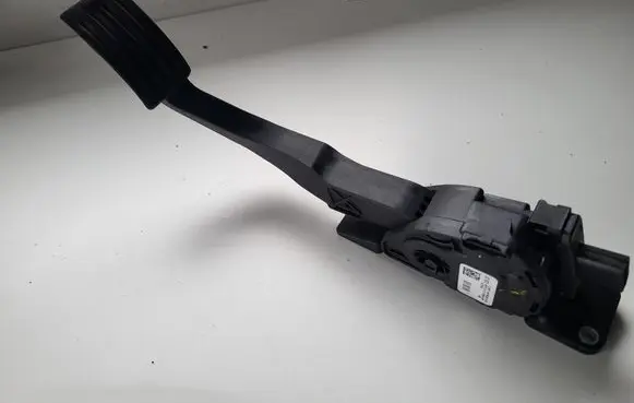 Ford Kuga II Accelerator throttle pedal