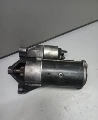 Peugeot 406 Starter motor