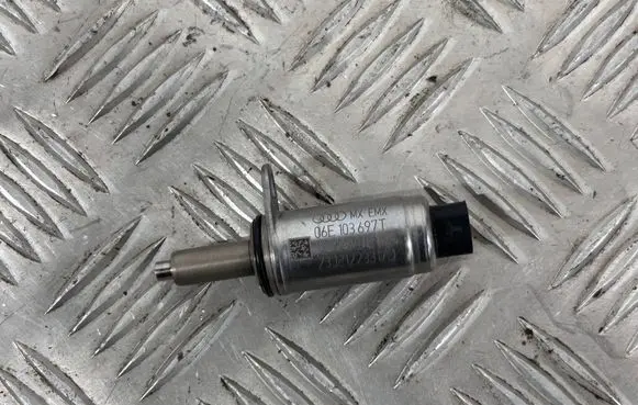 Audi Q5 SQ5 Camshaft vanos timing valve 06E103697T