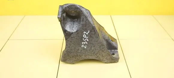 Porsche Cayenne (92A) Engine mounting bracket 7L6199308D CRC