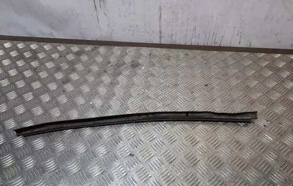 Audi A6 S6 C7 4G Rear door rubber seal (on body) 4G0121331