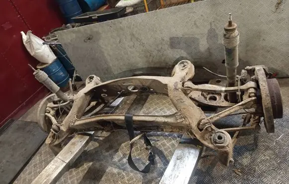 SsangYong Rodius Rear subframe 