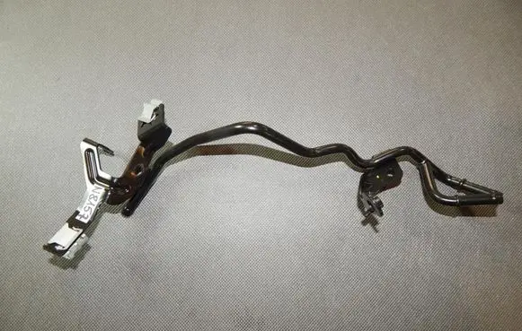 Volkswagen Touran III Engine coolant pipe/hose 04L121070AB