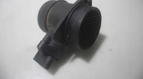 Volkswagen Polo III 6N 6N2 6NF Mass air flow meter 0281002318