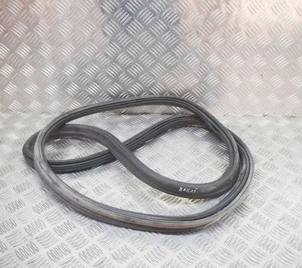 Tesla Model 3 Trunk rubber seal (body) 