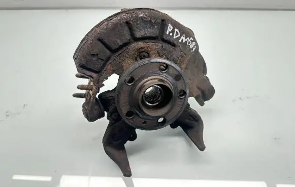 Front wheel hub