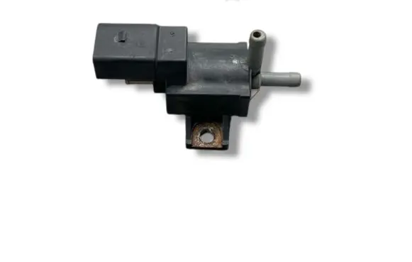 Volkswagen Golf Plus Turbo solenoid valve 06F906283F 59001170405 70047004