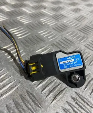 Opel Zafira B Air pressure sensor 0281002845