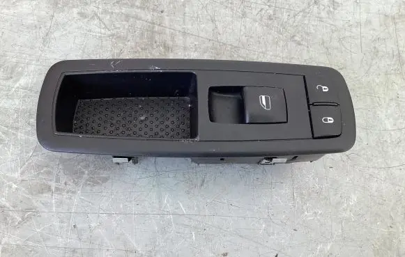 Chrysler Town & Country V Electric window control switch 68110865AA