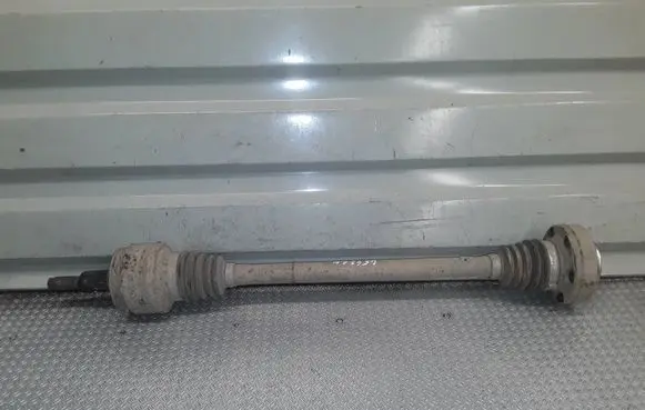 Volkswagen Touareg I Rear driveshaft 