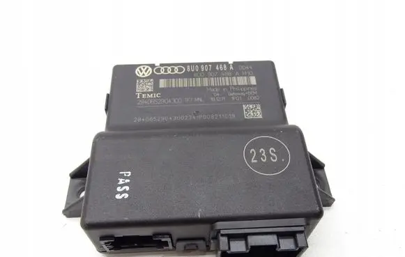Audi A1 Other control units/modules 8U0907468A