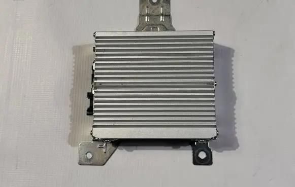 Chevrolet Camaro Sound amplifier 84233635