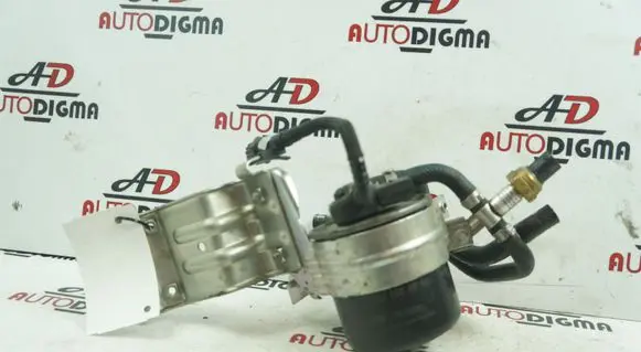Mercedes-Benz A W176 Fuel filter housing A6420904852