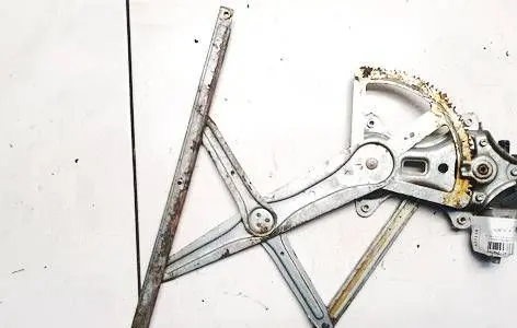Toyota Corolla Verso AR10 Sliding door window regulator with motor 