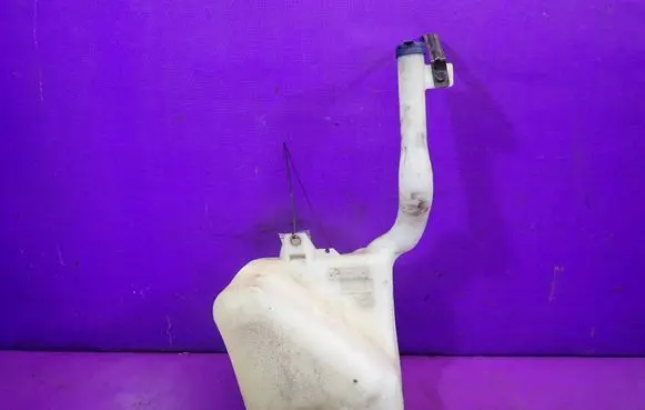 Peugeot Boxer Windshield washer fluid reservoir/tank b805