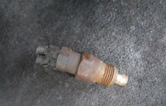 Peugeot 406 Fuel injector KCA17S42