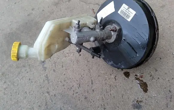 Citroen C3 Brake booster