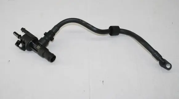 BMW X5 G05 Breather hose/pipe 8665249