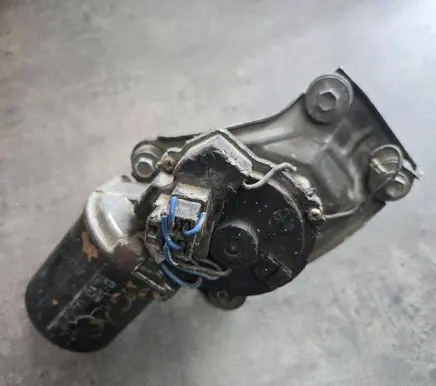 Mazda 626 Wiper motor 8491006680