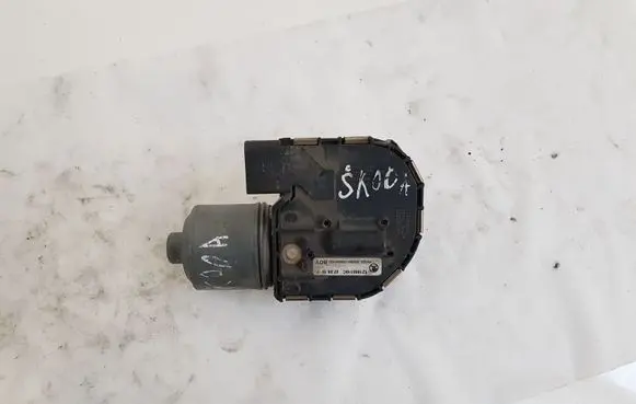 Skoda Octavia Mk2 (1Z) Wiper motor 1Z1955119C 1397220580