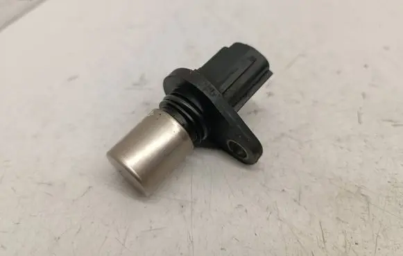 Toyota Avensis T250 Camshaft position sensor 9091905026 0296000660