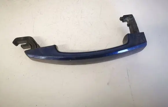 Opel Astra H Front door exterior handle 