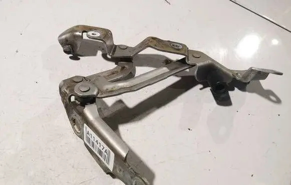 Chrysler Sebring (JS) Tailgate/trunk/boot hinge 05074538AC