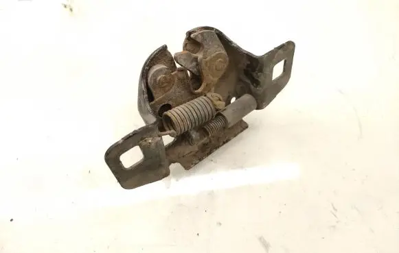 Chrysler Town & Country V Engine bonnet/hood lock/catch