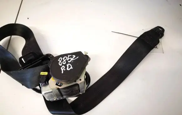 Renault Clio IV Front seatbelt 868856883r