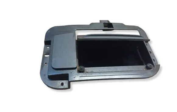 Chrysler Pacifica Car ashtray TX0525C10