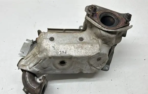 Nissan Pulsar Catalyst/FAP/DPF particulate filter 208A08304R H8201375281 208172811R