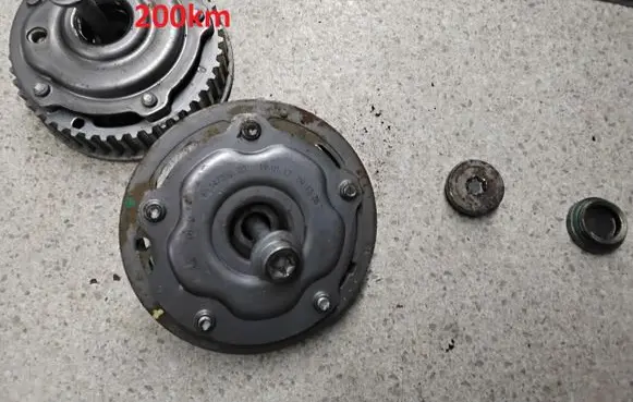 Alfa Romeo 159 Camshaft pulley/ VANOS 55567049 55567048 F34735220