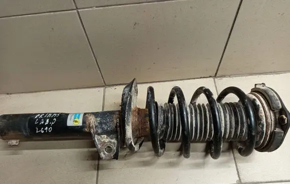 Volkswagen Touran I Front shock absorber with coil spring