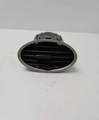 Ford Focus Dashboard side air vent grill/cover trim 4M51A014L21AE 4M51A014L21BD 6NA1A01AL21C