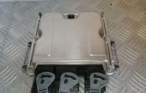 Citroen C5 Engine control unit/module 0281010808 9644721080