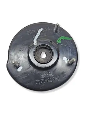 Dodge Challenger Coil spring mount 99201E