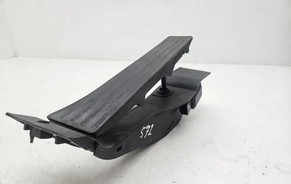 BMW 5 E60 E61 Accelerator throttle pedal