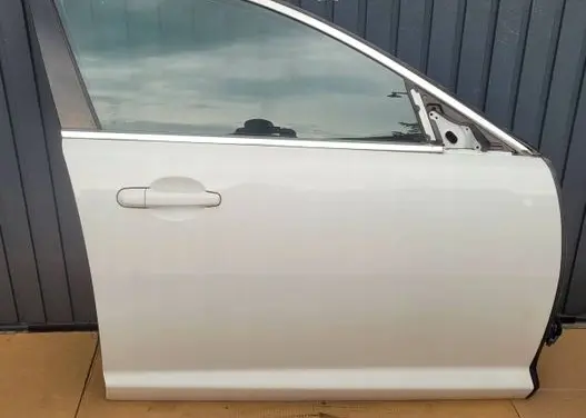 Jaguar XF X250 Front door 