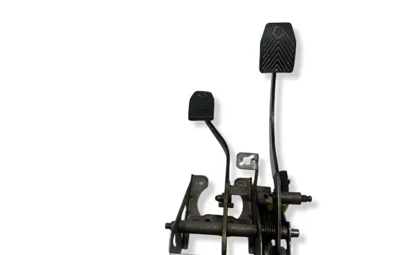 Chrysler PT Cruiser Pedal assembly 0223