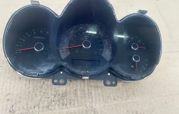 KIA Soul Speedometer (instrument cluster) 940112K070