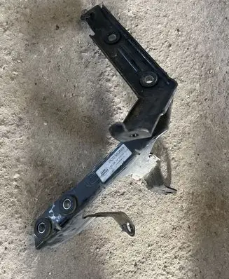 Land Rover Range Rover L322 Radiator mount bracket PCC500580 500580
