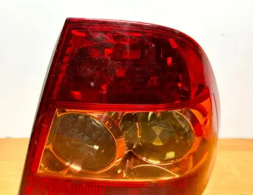 Toyota Corolla E120 E130 Rear/tail lights FR2318RS1