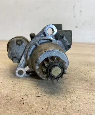 Nissan X-Trail T31 Starter motor 233008h300