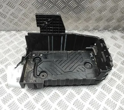 Opel Mokka B Battery box tray 9823533180
