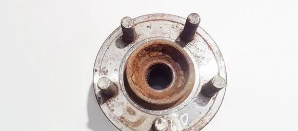 Chrysler 300 - 300C Rear wheel hub
