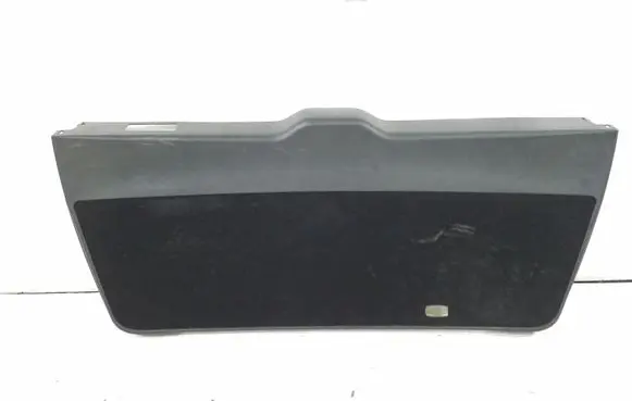 Tailgate trim