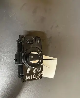 Volkswagen Touran II Light switch 7P6941431E 0000974788