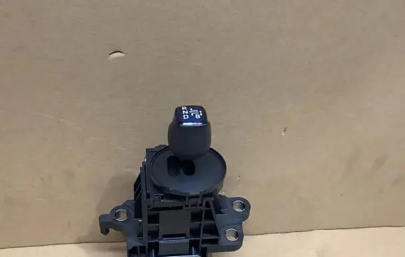 Toyota Prius (XW50) Gear selector 75G203